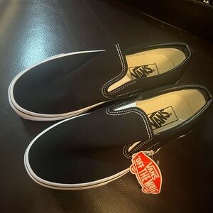 Slip on Black Vans, only tried on. 7.0 Men’s, 8.5 women’s Eur 39